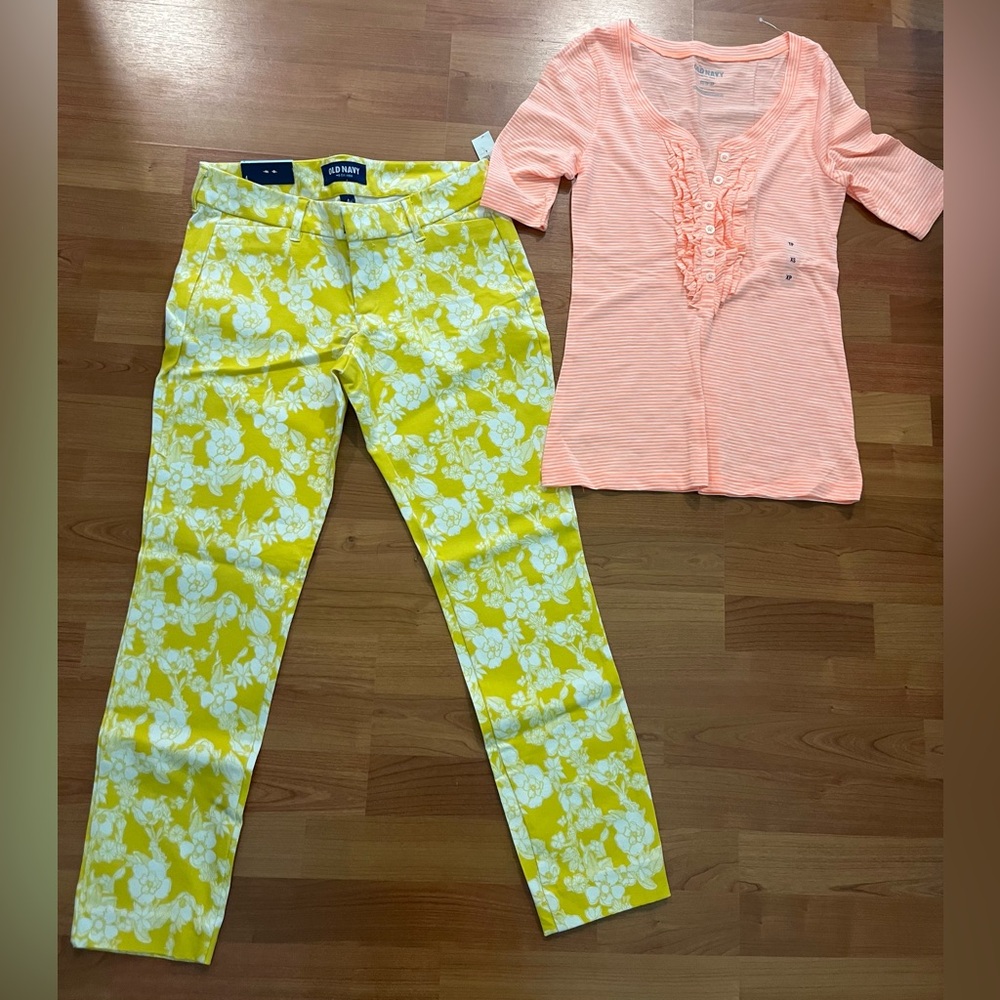 Lot of 2 NWT old navy pants and knit tee